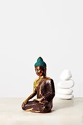 Buddha Sitting Gold M