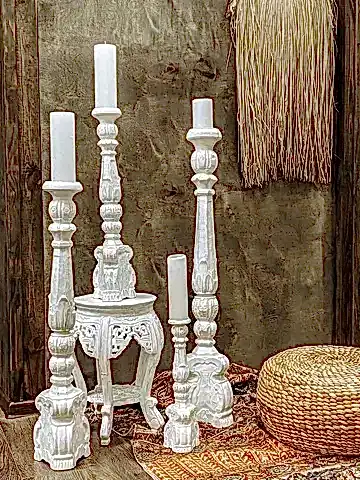 GRACE MILKY GIANT CANDLEHOLDER