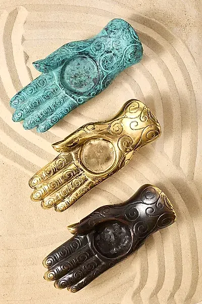 Green Hand Candle Holder